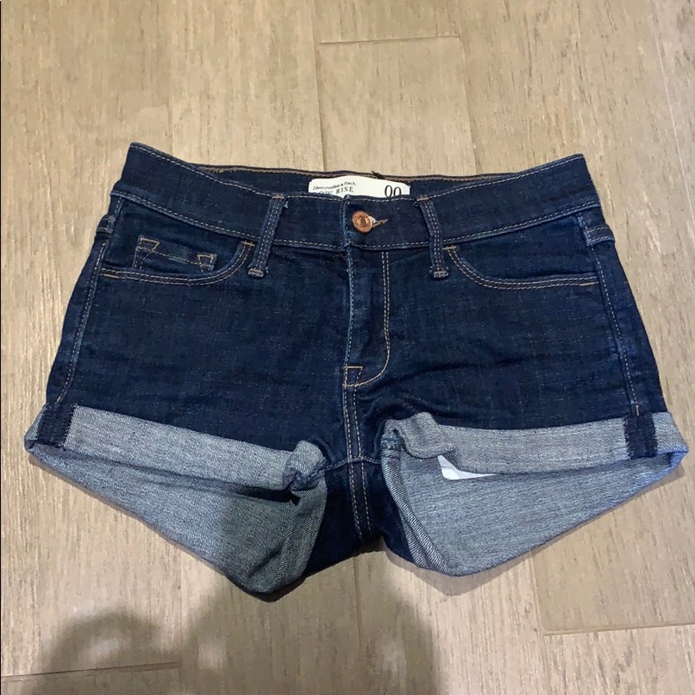 abercrombie and fitch low rise shorts